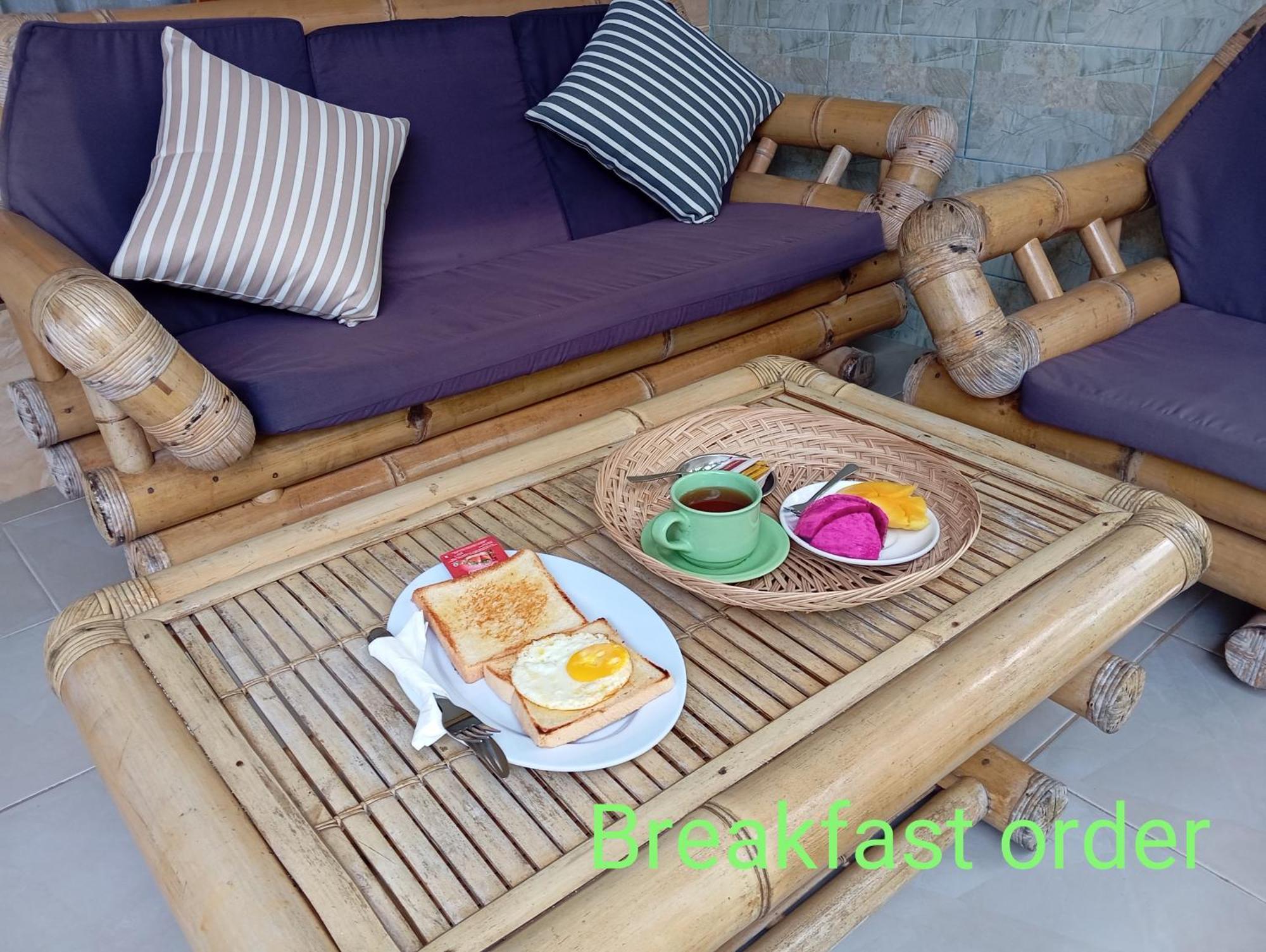 Belong Home Stay Lembongan Exterior foto