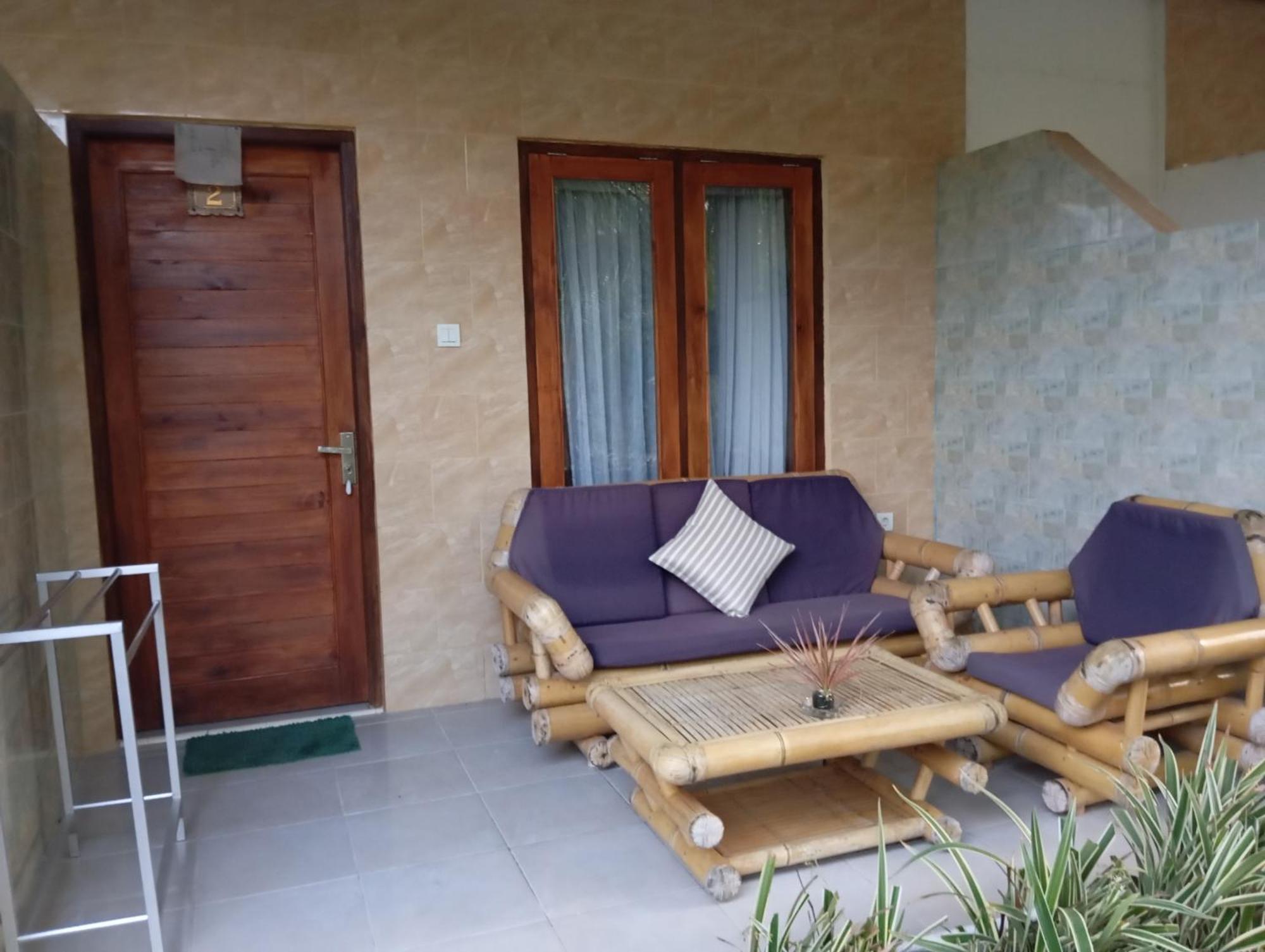 Belong Home Stay Lembongan Exterior foto
