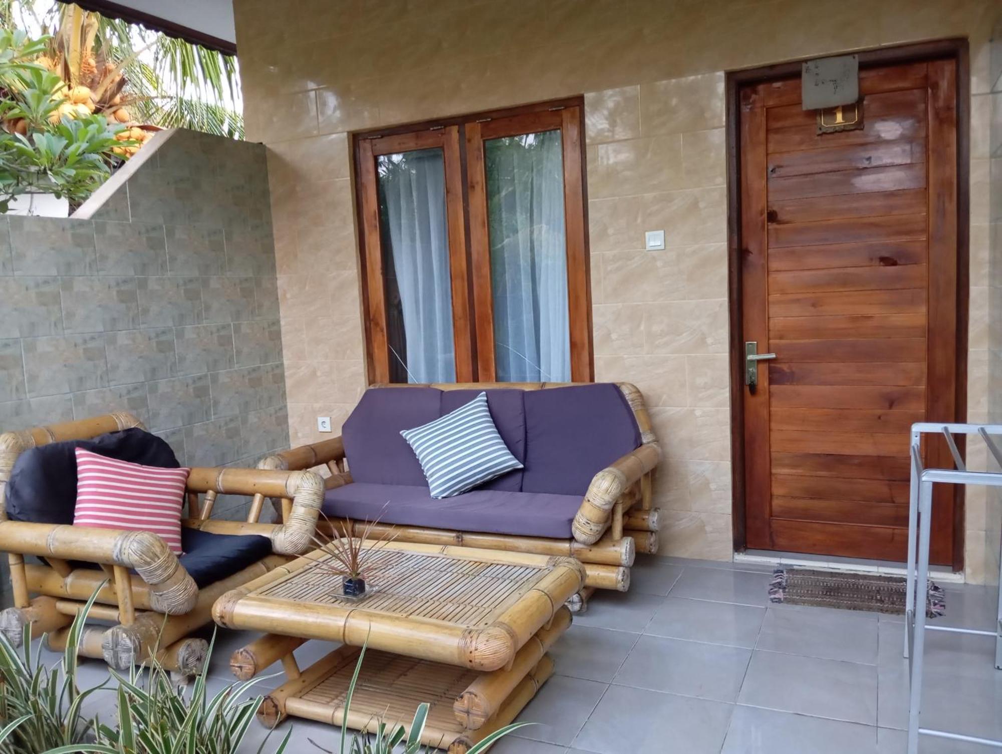 Belong Home Stay Lembongan Exterior foto